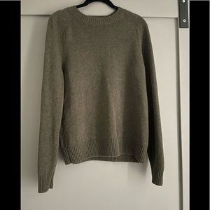 Madam sweater - small